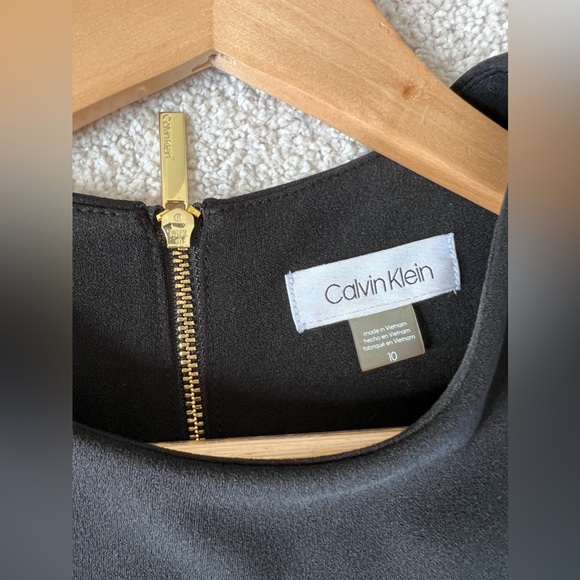 CK Short sleeve midi black dress - Picture 2 of 3